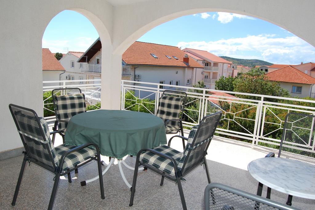 Apartments Bojanic Vodice Ruang foto