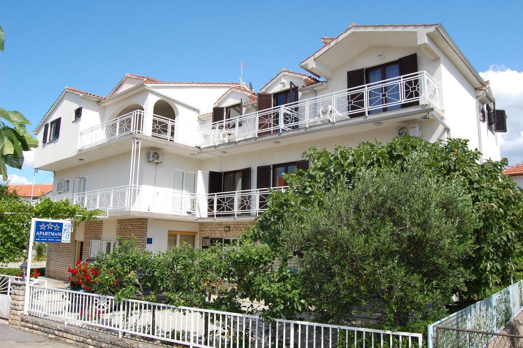 Apartments Bojanic Vodice Bagian luar foto