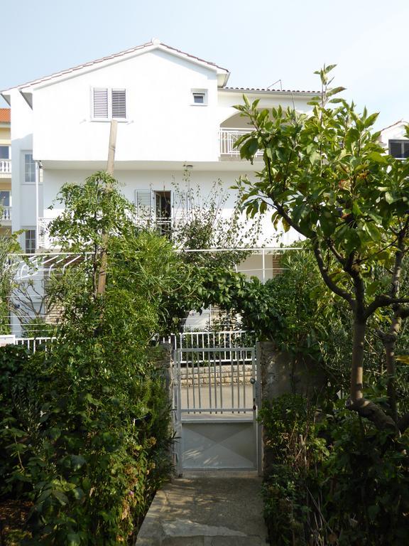 Apartments Bojanic Vodice Bagian luar foto