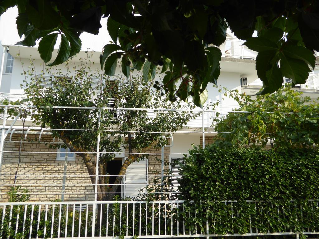 Apartments Bojanic Vodice Bagian luar foto