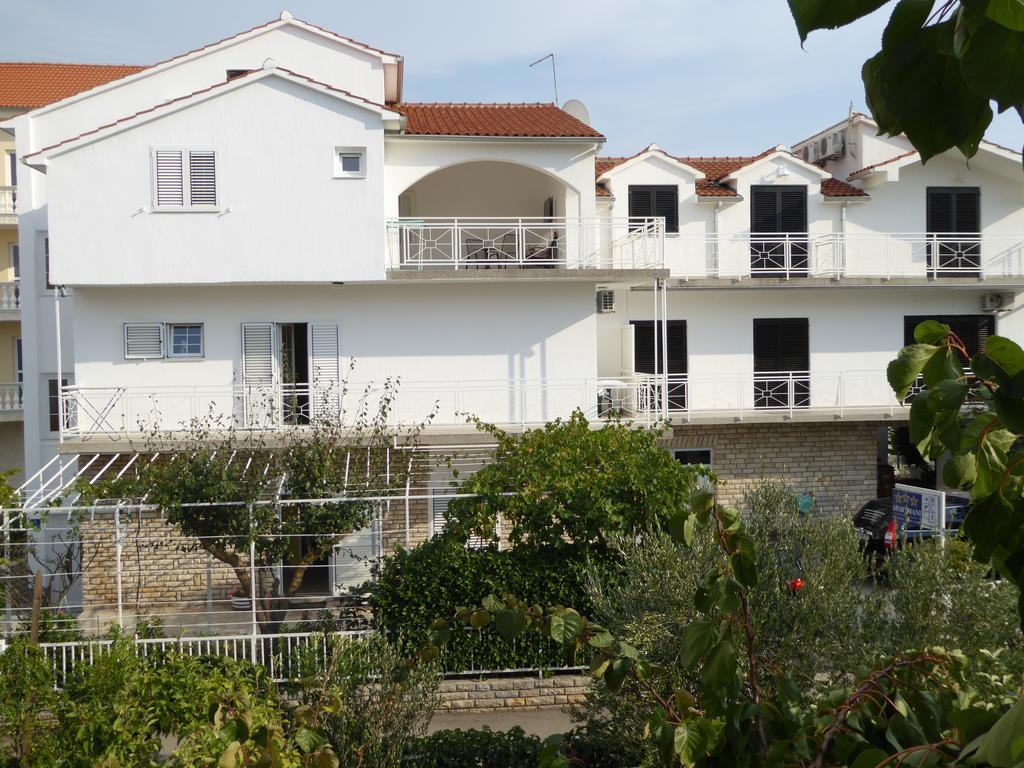 Apartments Bojanic Vodice Bagian luar foto
