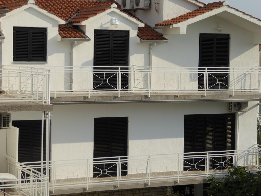 Apartments Bojanic Vodice Bagian luar foto
