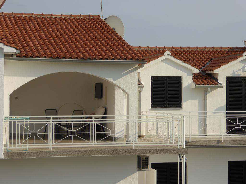 Apartments Bojanic Vodice Bagian luar foto