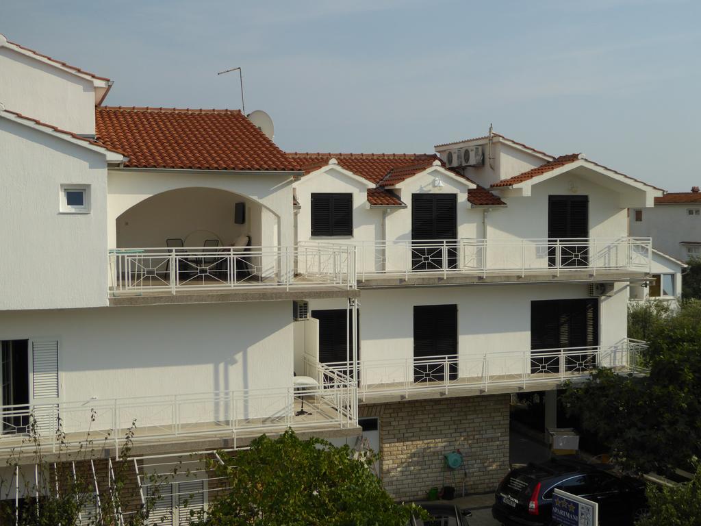 Apartments Bojanic Vodice Bagian luar foto