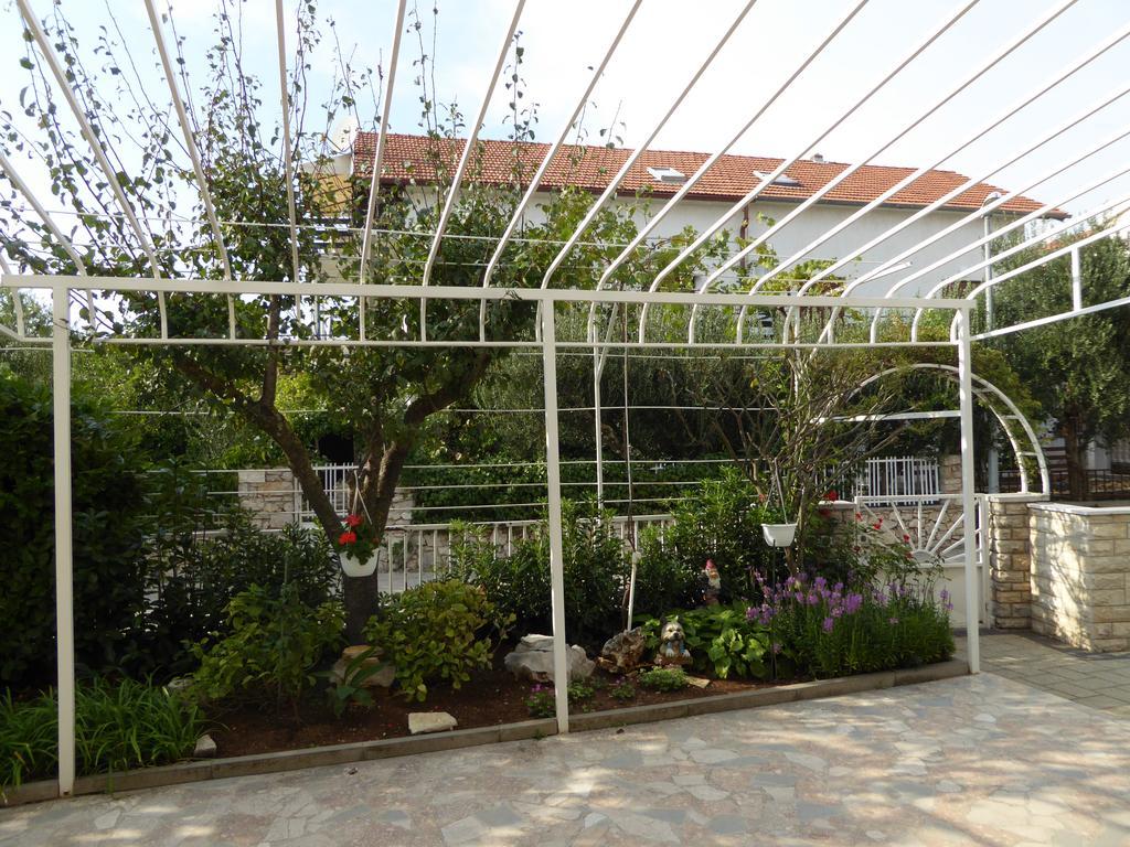 Apartments Bojanic Vodice Bagian luar foto