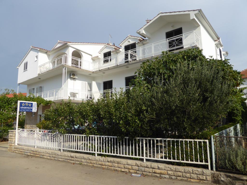 Apartments Bojanic Vodice Bagian luar foto
